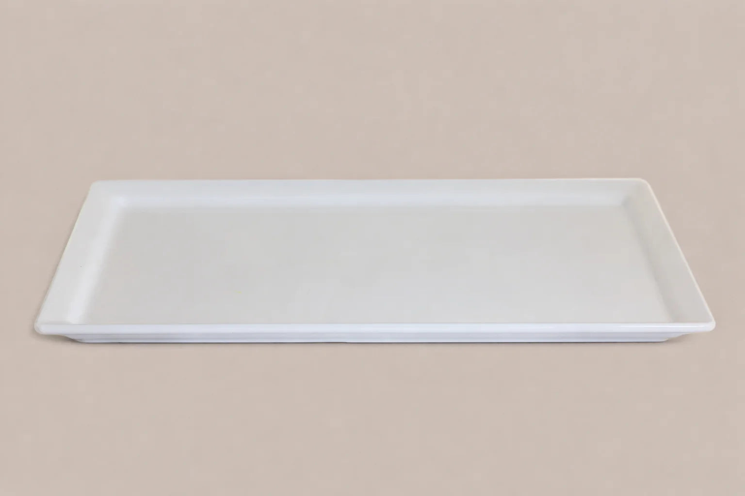 Продълговата чиния 51cm